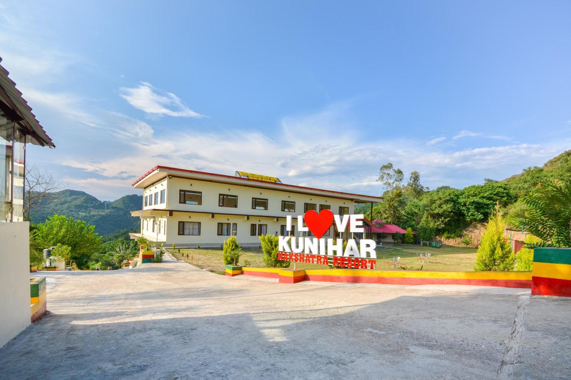 Nakshatra Resort Kunihar Exterior foto